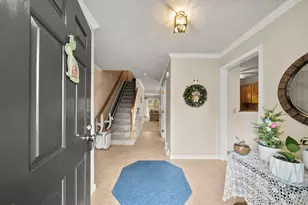 15 Godfrey Ln, Milford, MA 01757 - Photo 8