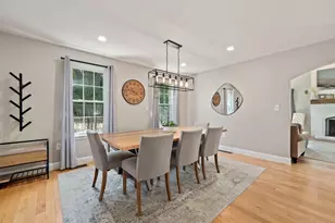 16 Farm St, Weymouth, MA 02190 - Photo 4