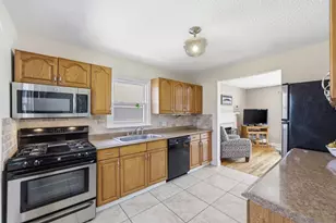 132 Lasalle St, East Longmeadow, MA 01028 - Photo 16