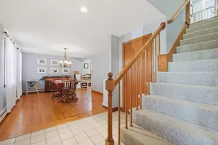 15 Warren St, Plainville, MA 02762 - Photo 10