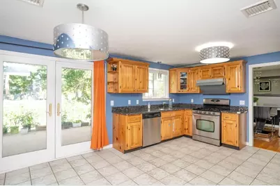 2 Toni Ln, Franklin, MA 02038 - Photo 8