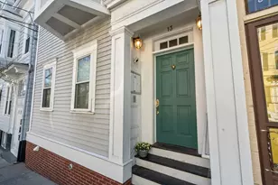 13 Lexington St, Boston, MA 02129 - Photo 24