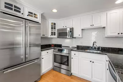 13 Lexington St #3, Boston, MA 02129 - Photo 6