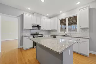 35 Peter St, Holliston, MA 01746 - Photo 12