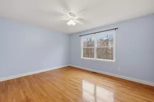 35 Peter St, Holliston, MA 01746 - Photo 32