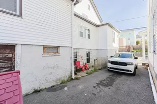 104 Oak St, Fall River, MA 02720 - Photo 26