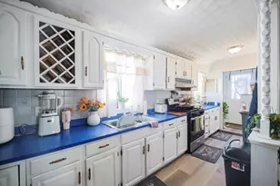 104 Oak St, Fall River, MA 02720 - Photo 18