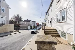 104 Oak St, Fall River, MA 02720 - Photo 2