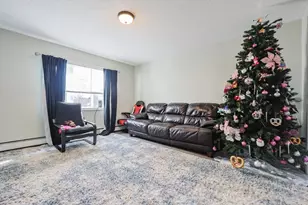 104 Oak St, Fall River, MA 02720 - Photo 4