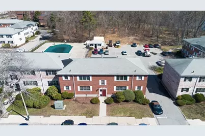 137 Lake Shore Rd #4, Boston, MA 02135 - Photo 18