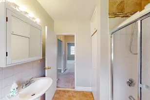 137 Lake Shore Rd, Boston, MA 02135 - Photo 12