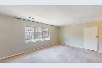 137 Lake Shore Rd #4, Boston, MA 02135 - Photo 6