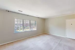 137 Lake Shore Rd, Boston, MA 02135 - Photo 6