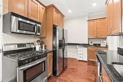 21 Tremont St #A, Boston, MA 02129 - Photo 4