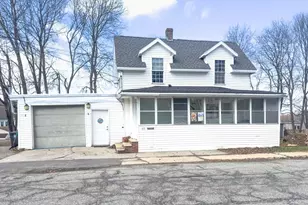 93 Greenwood St, Gardner, MA 01440 - Photo 1