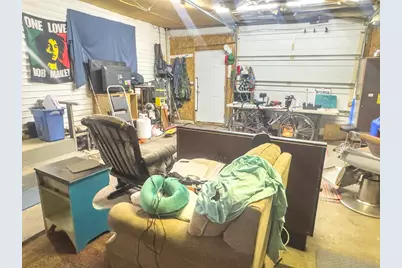 93 Greenwood St, Gardner, MA 01440 - Photo 16