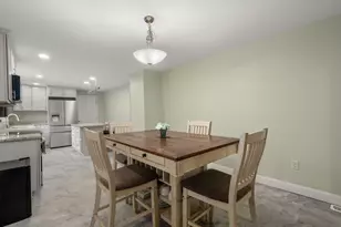 61 E Brimfield Rd, Holland, MA 01521 - Photo 6