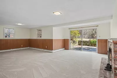 605 Chestnut St, Lynnfield, MA 01940 - Photo 26