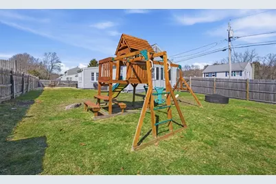 77 Clapp St, Abington, MA 02351 - Photo 24