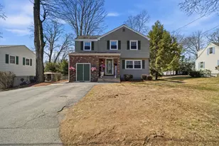 85 Newbury St, Lowell, MA 01851 - Photo 2