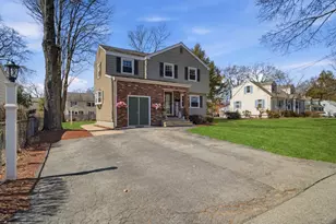 85 Newbury St, Lowell, MA 01851 - Photo 4