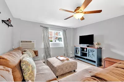 29 Arlington Rd #1-1, Woburn, MA 01801 - Photo 4