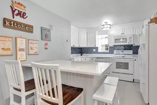29 Arlington Rd, Woburn, MA 01801 - Photo 6