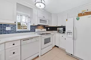 29 Arlington Rd, Woburn, MA 01801 - Photo 10