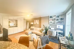 26 Hanson, Boston, MA 02118 - Photo 2