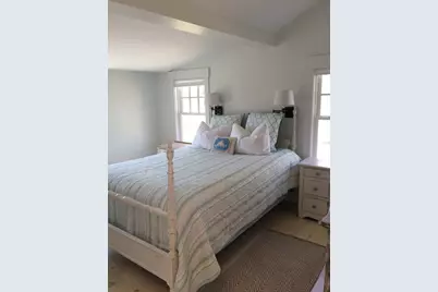 85 Winemack St, Oak Bluffs, MA 02557 - Photo 10