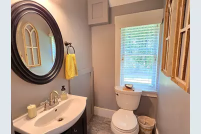 15 Pleasant St, Hopkinton, MA 01748 - Photo 24