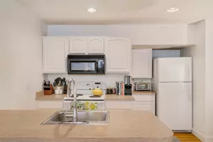 188 N, Boston, MA 02113 - Photo 12