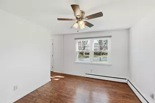 91 Brierwood Dr, Northampton, MA 01062 - Photo 10