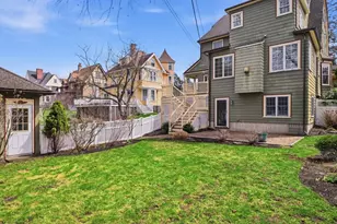 37 Pomfret St, Boston, MA 02132 - Photo 6