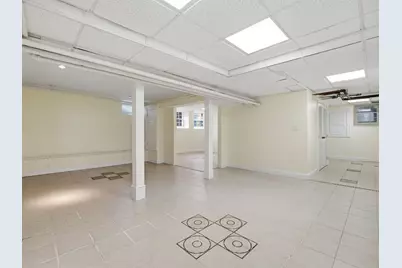 37 Pomfret St, Boston, MA 02132 - Photo 42