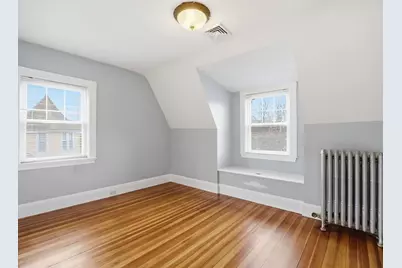37 Pomfret St, Boston, MA 02132 - Photo 32