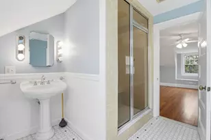 37 Pomfret St, Boston, MA 02132 - Photo 36