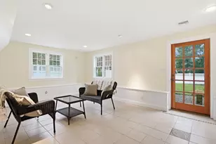 37 Pomfret St, Boston, MA 02132 - Photo 38