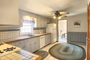 21 Overlook Dr, Westborough, MA 01581 - Photo 4