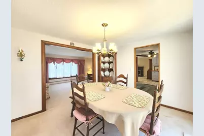 21 Overlook Dr, Westborough, MA 01581 - Photo 10