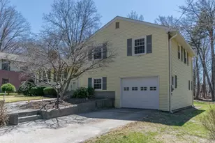 60 Sheffield Ln, Northampton, MA 01062 - Photo 4