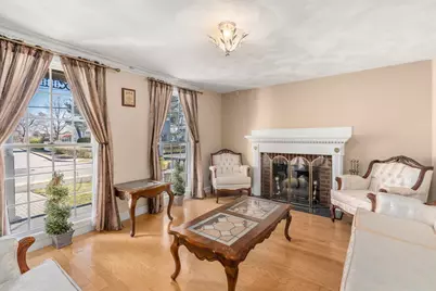 113 Temple Rd, Waltham, MA 02452 - Photo 2