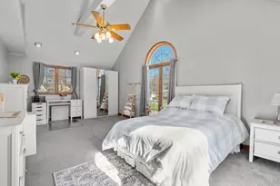 113 Temple Rd, Waltham, MA 02452 - Photo 26