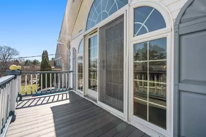 113 Temple Rd, Waltham, MA 02452 - Photo 22