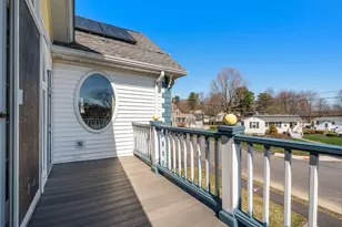 113 Temple Rd, Waltham, MA 02452 - Photo 24