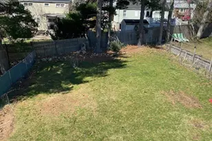 27 Morton St, Watertown, MA 02472 - Photo 12