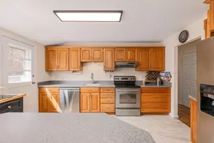 44 Temi Rd, Holliston, MA 01746 - Photo 4