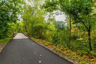 290 Pleasant St, Watertown, MA 02472 - Photo 24