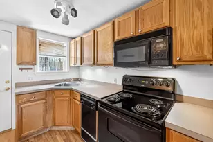 110 Maureen Dr, Tewksbury, MA 01876 - Photo 28