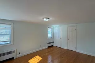 632 W Roxbury Pkwy, Boston, MA 02132 - Photo 8